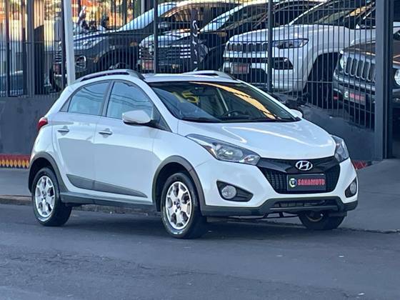 HYUNDAI HB20X 1.6 16V PREMIUM FLEX 4P AUTOMÁTICO